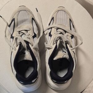 Mena Puma Gray Sneakers